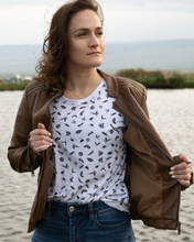 Load image into Gallery viewer, Eeleganza Crew-Neck T-Shirt